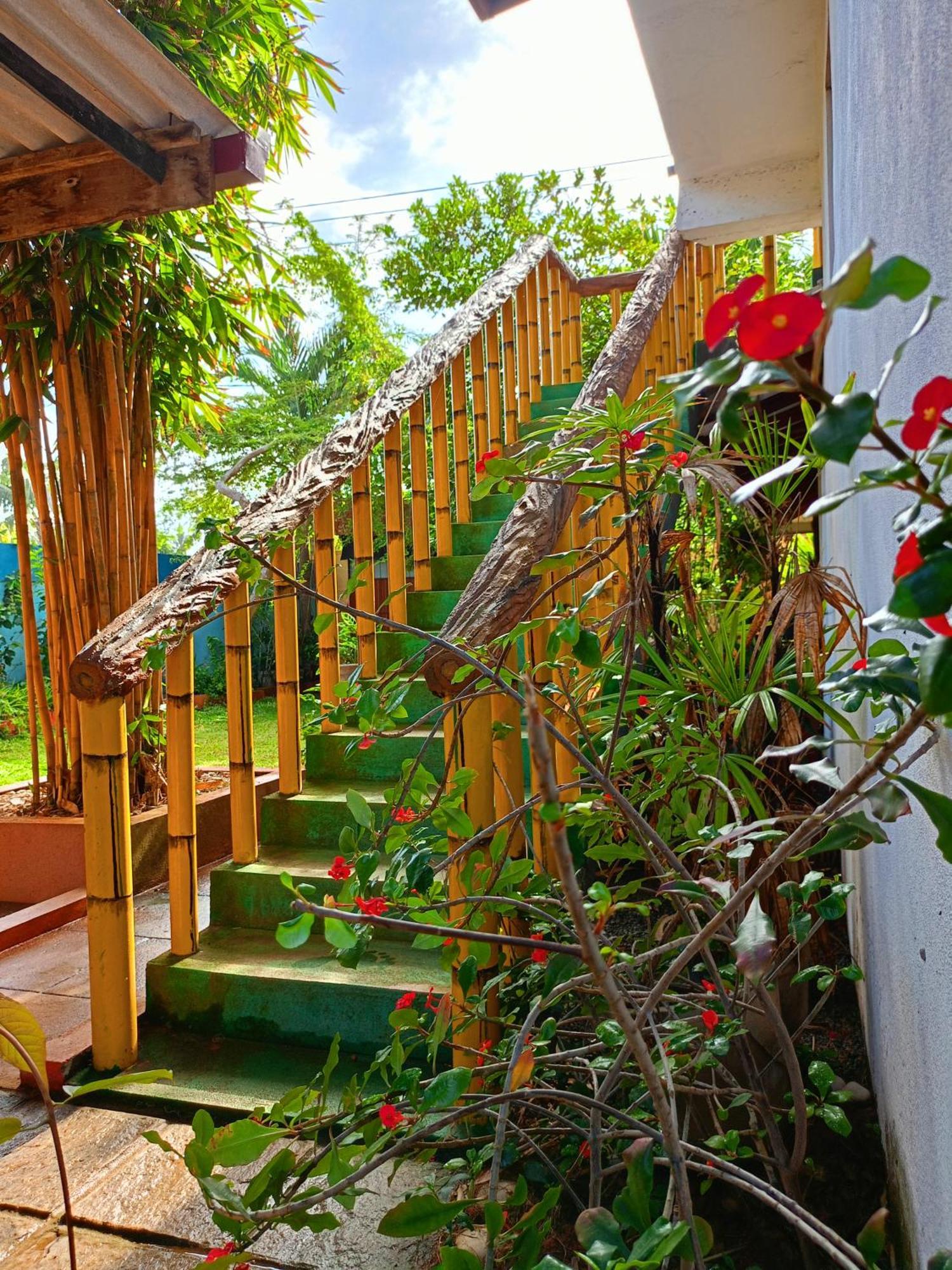 Raj Mahal Inn Wadduwa Exterior foto