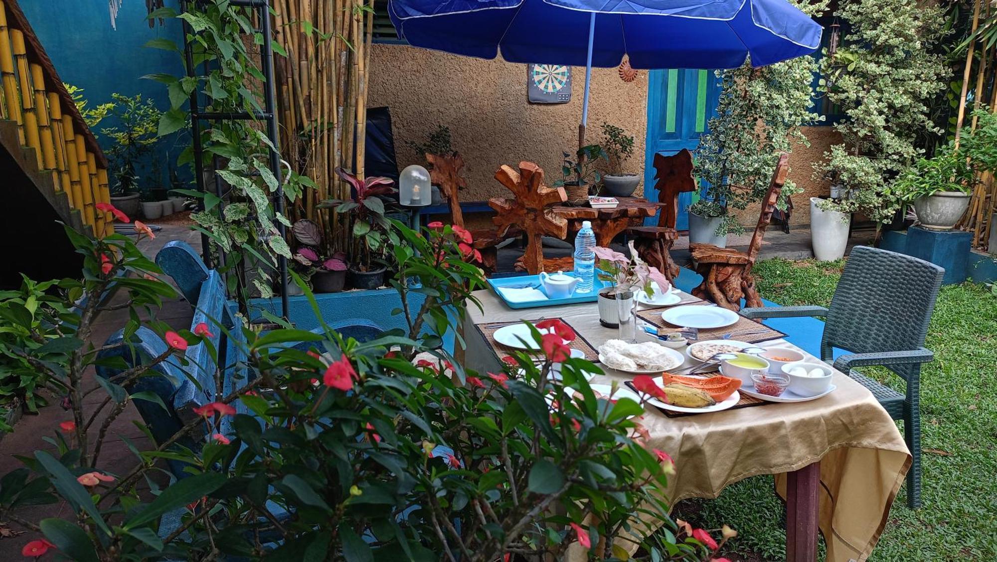 Raj Mahal Inn Wadduwa Exterior foto